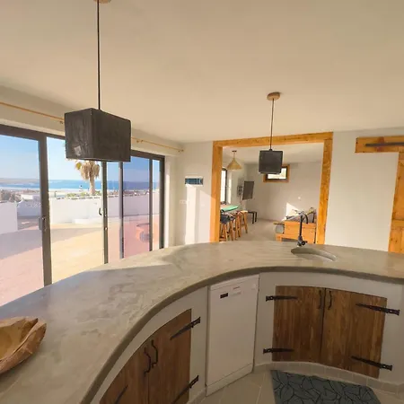 Ahul Con Pequena Piscina Hébergement de vacances